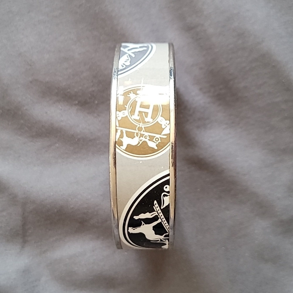 Hermes Enamel Bangle